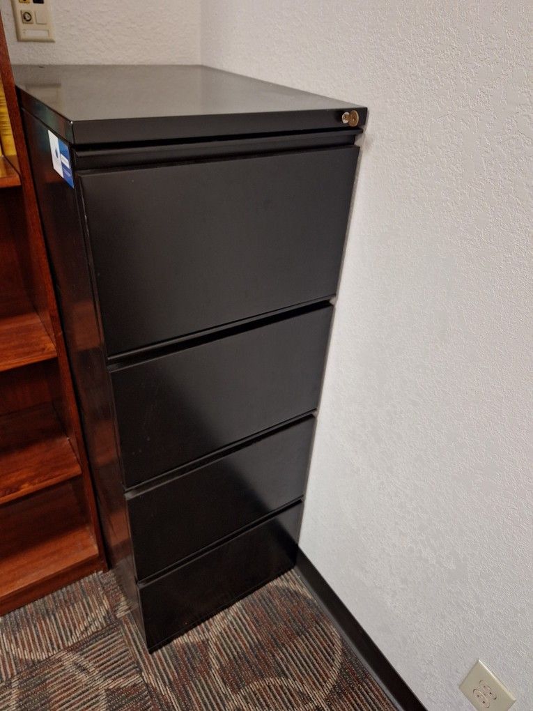 File Cabinet With Key