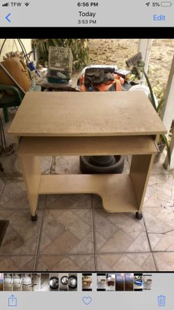 Kids desk each 25$