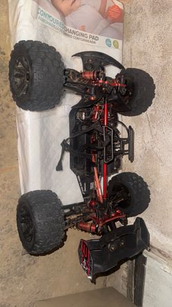 : ARRMA Kraton 6S BLX 1/8 Scale 4WD Brushless RC Monster Truck – Used