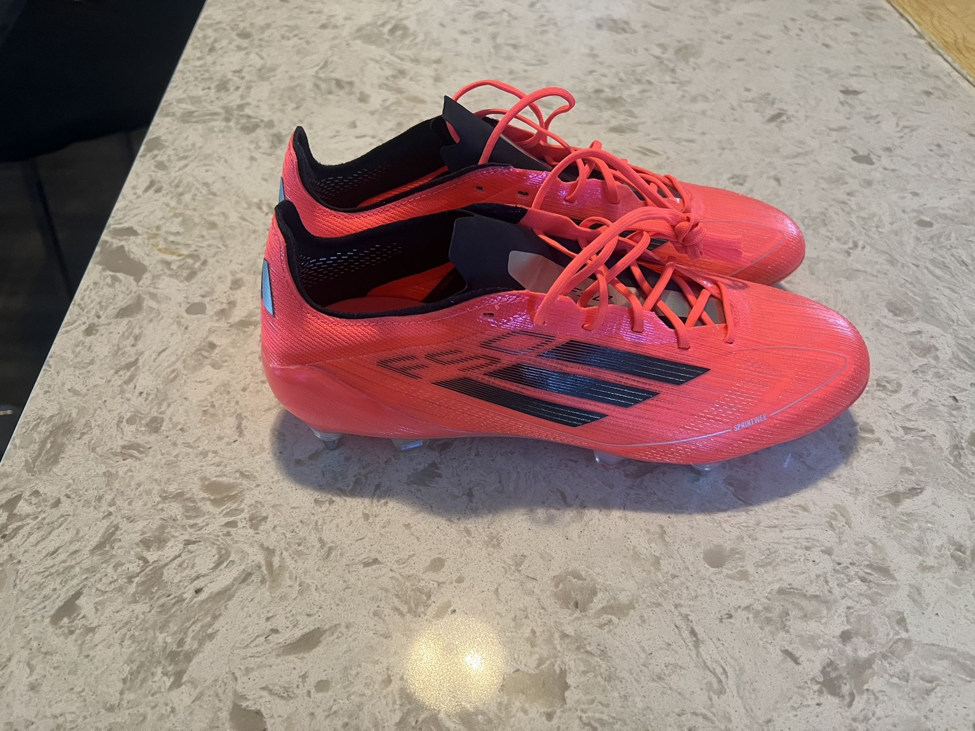Adidas Soccer Cleats Size 7.5