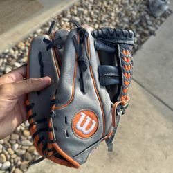 Wilson Youth A450 11” Infield Glove LEFTY 