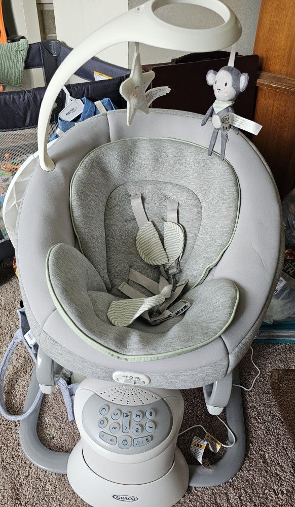 Graco Soothe My Way Swing 