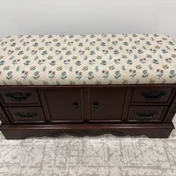 Vintage Lane cedar Chest 