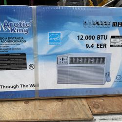 Artic King 12000 BTU 220 volt Through The Wall Or Window  Ac in box