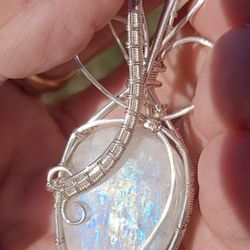 Natural Stone Wire Weave Pendants 