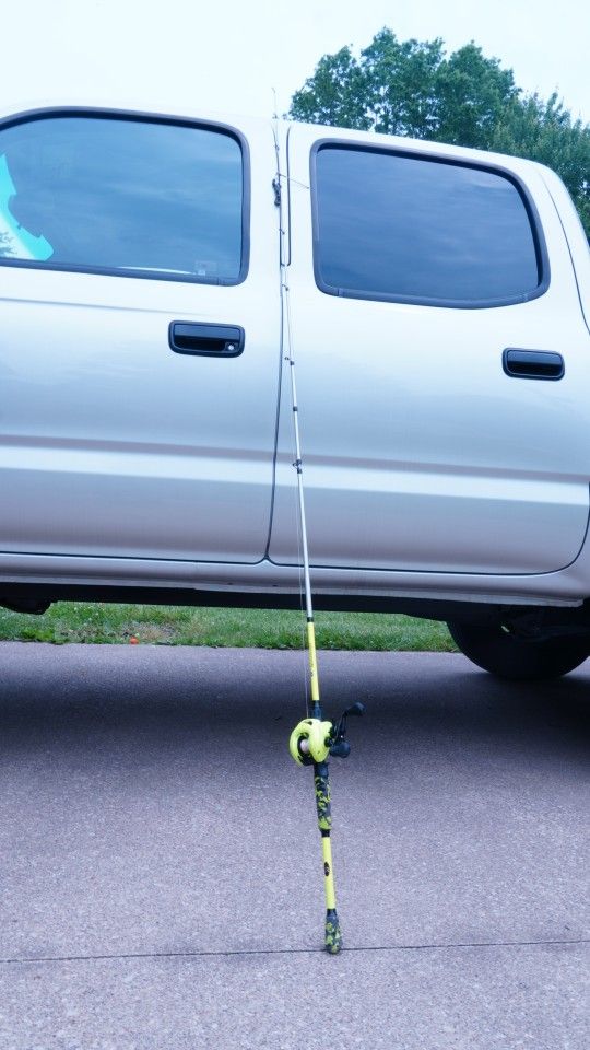 Sougayilang Bait Caster: Broken Tip
