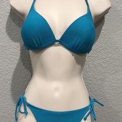 SEXY 2 PIECE BIKINI. (Sizes M-L make a offer)