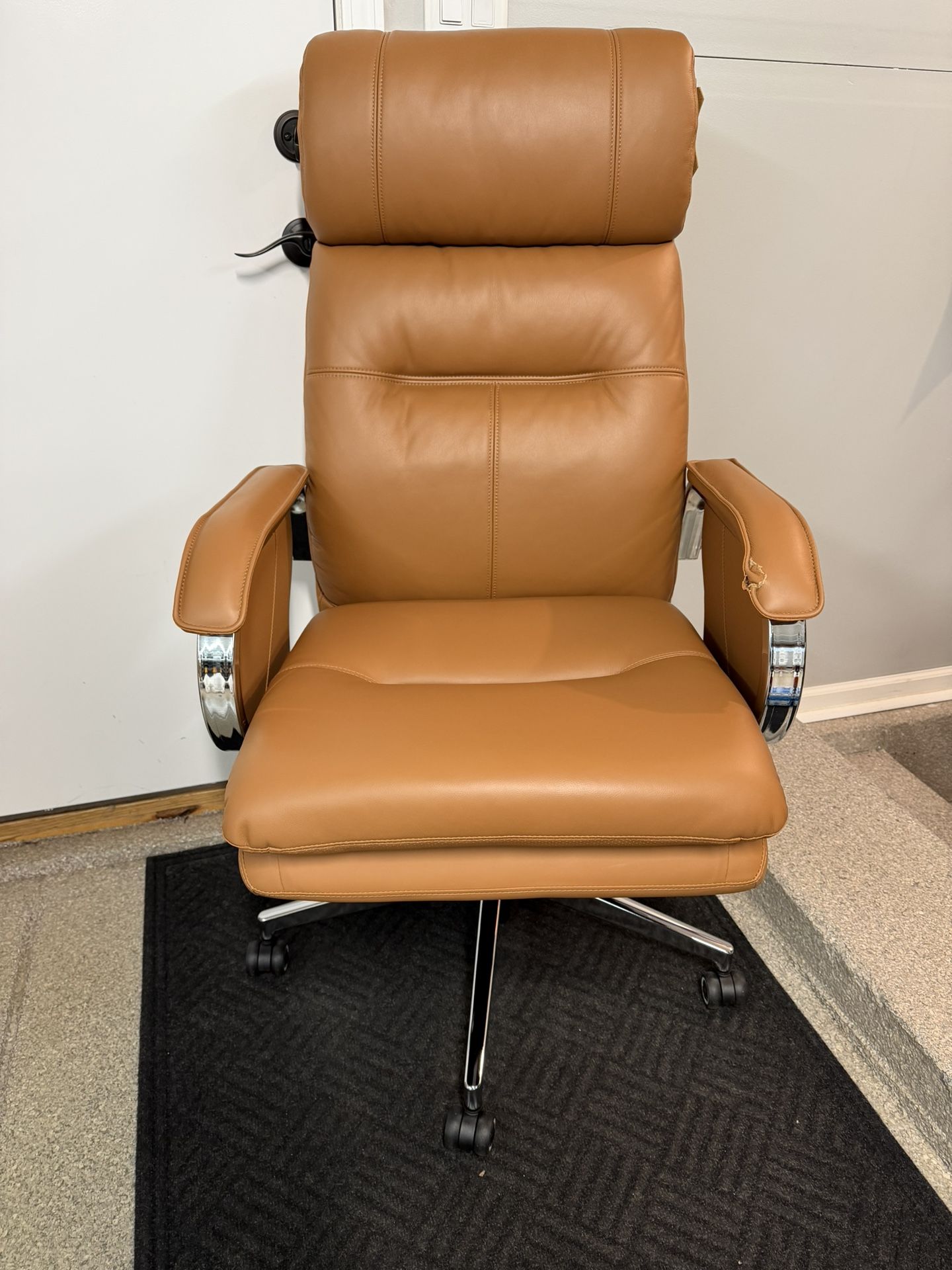 Brand New Brown Real Leather Tall Back Height Adjustable Reclining Executive Office Chair