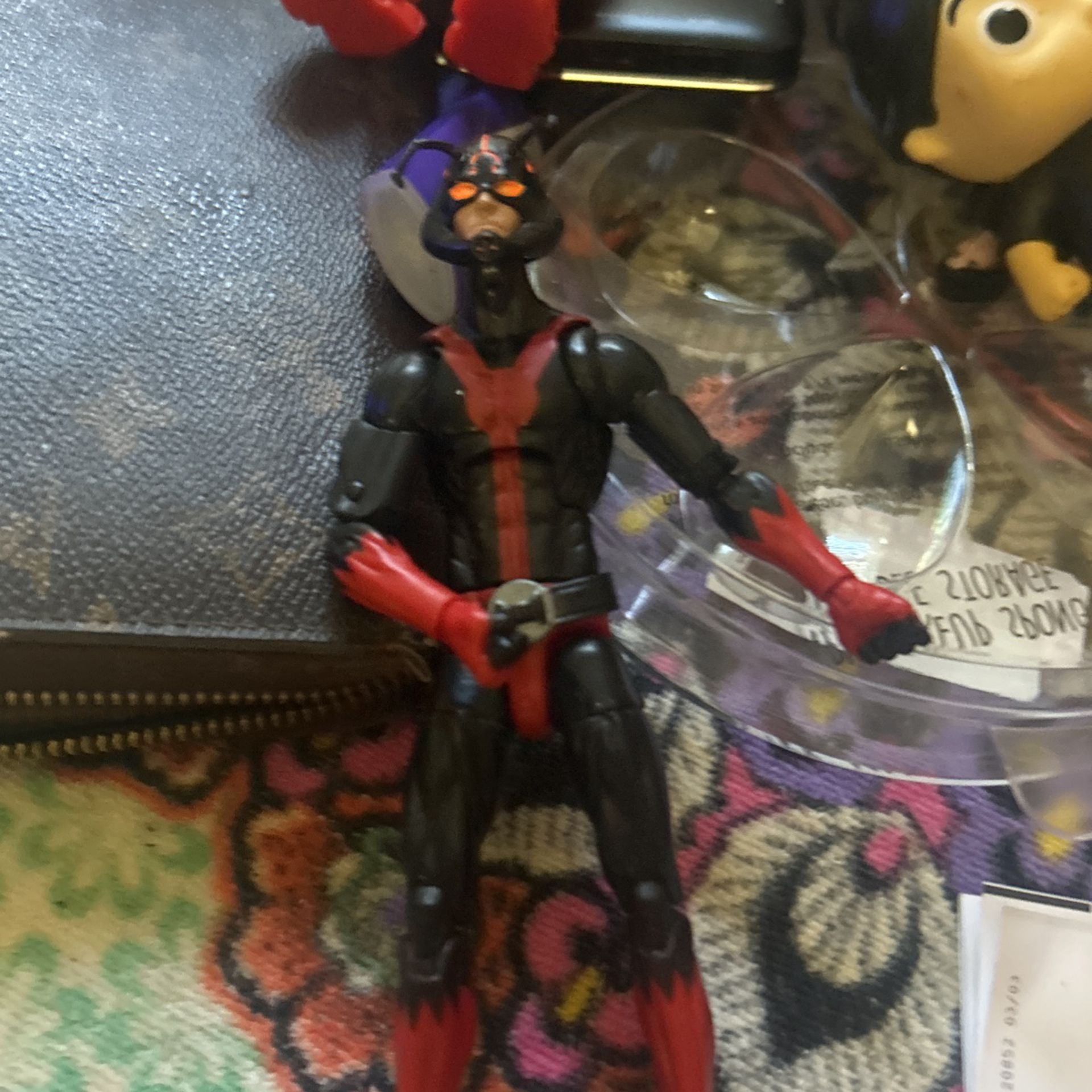 Action Figure Ant-Man Marvel