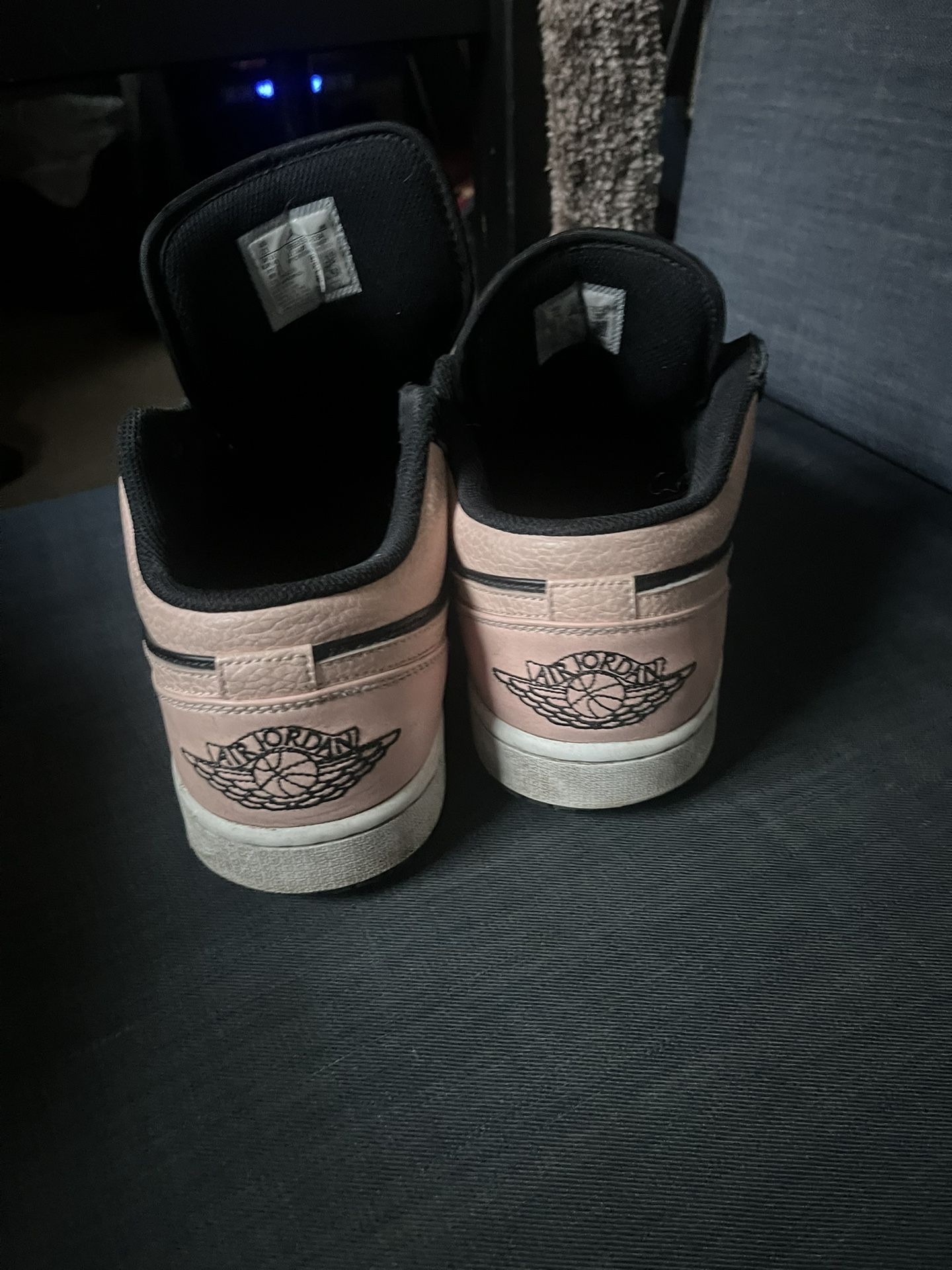 jordan 1 low