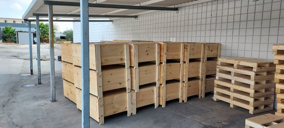 Wood Crates & Pallets