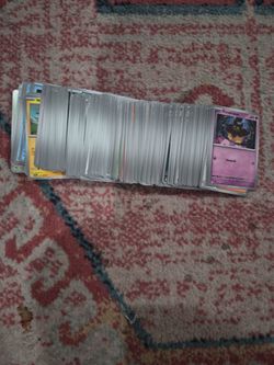 200+ pokemon bulk cards- only 10$