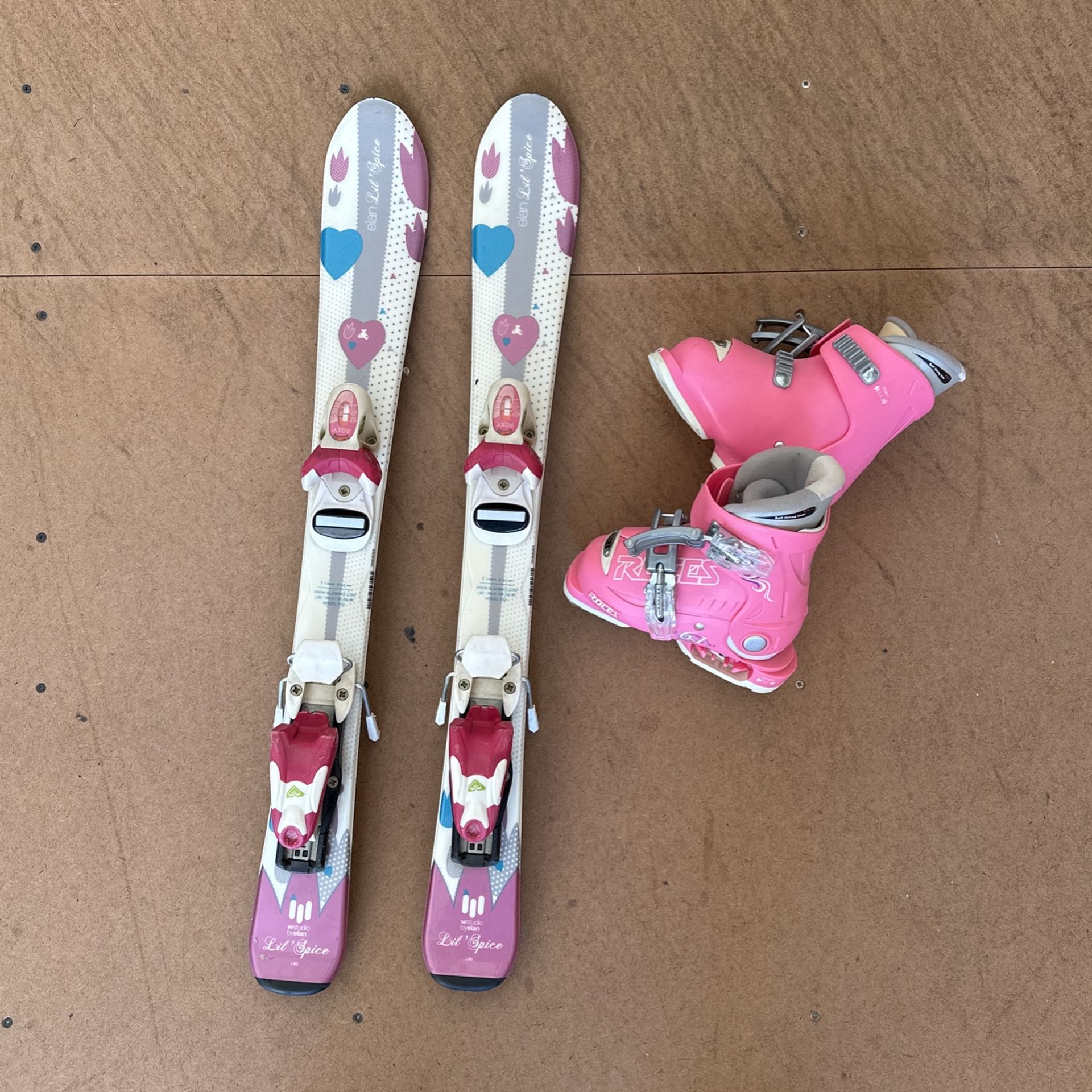 Kids Elan Snow Skis With Boots