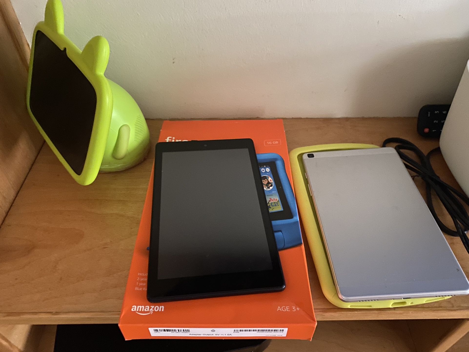 Use for parts or possibly fixable for person