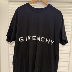 Men’s givenchy t shirt