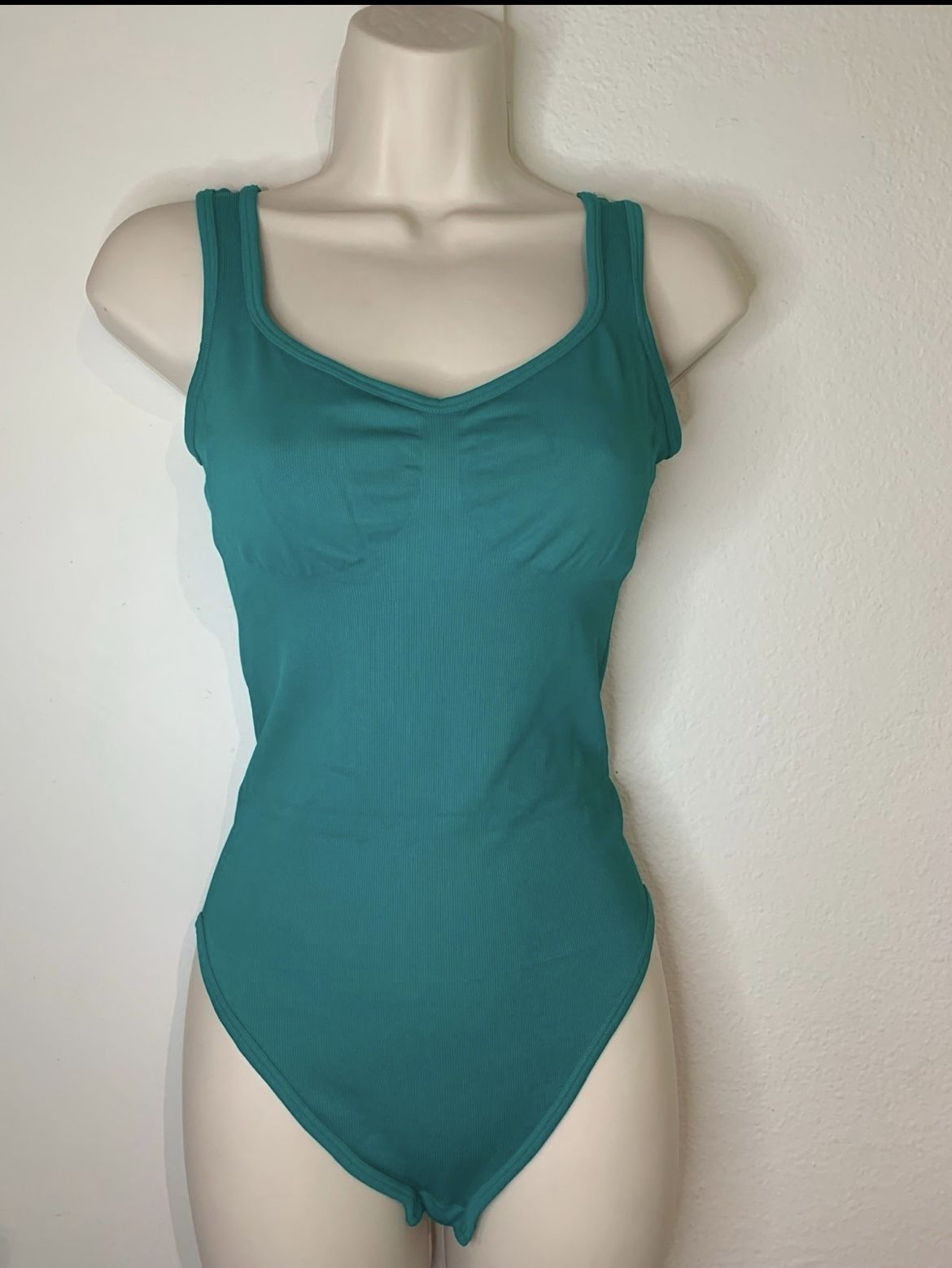 Green teal bodysuit ribbed stretch tank top medium. (G)