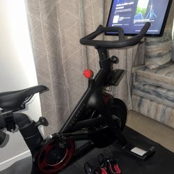 Peloton Bike+ – Like New 