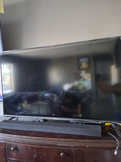 TV Vizio y barra de sonido Samsung