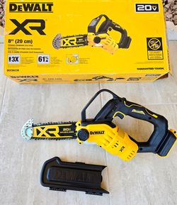 DeWALT 20V XR 8in. Pruning Saw