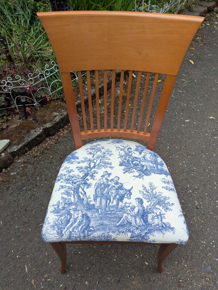 Wood Table And Chairs