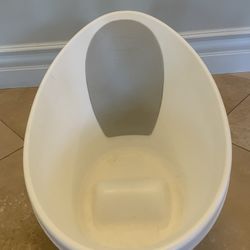 Shnuggle Baby Bath Tub