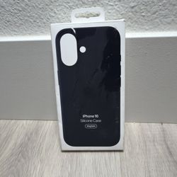 Genuine Apple iPhone 16 Silicone Case w/MagSafe - Black Open Box 