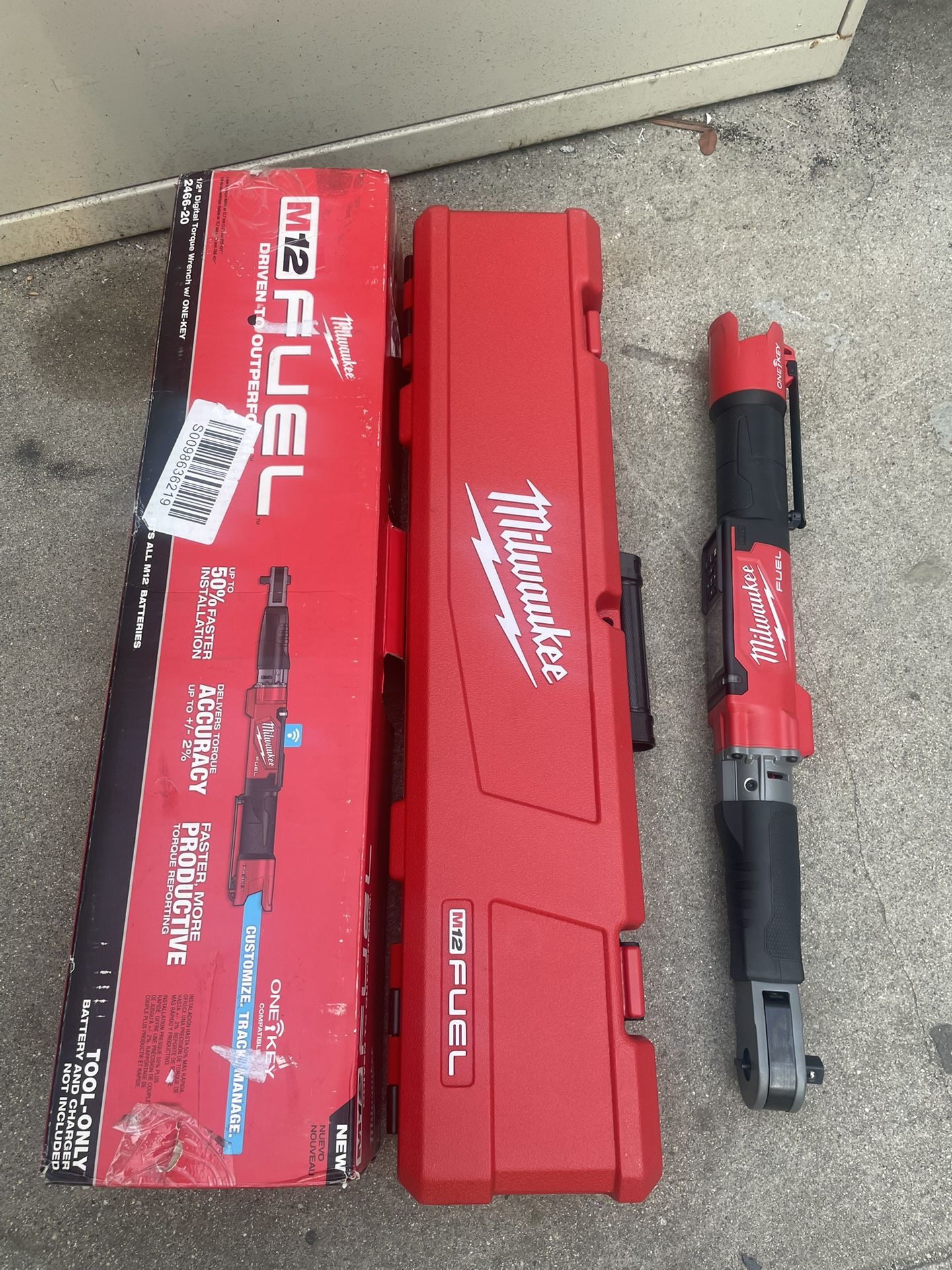 M12 FUEL One-Key 12-Volt Lithium-Ion Brushless Cordless 1/2 in. Digital Torque Wrench (Tool-Only)