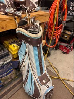 Golf clubs woman’s