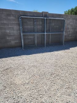 Portable chainlink kennels