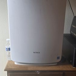 AIR PURIFIER