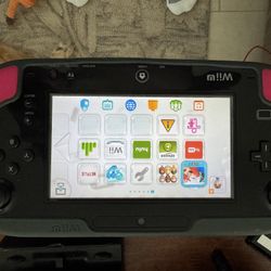 Nintendo Wii U Console & Gamepad  Bundle & Games