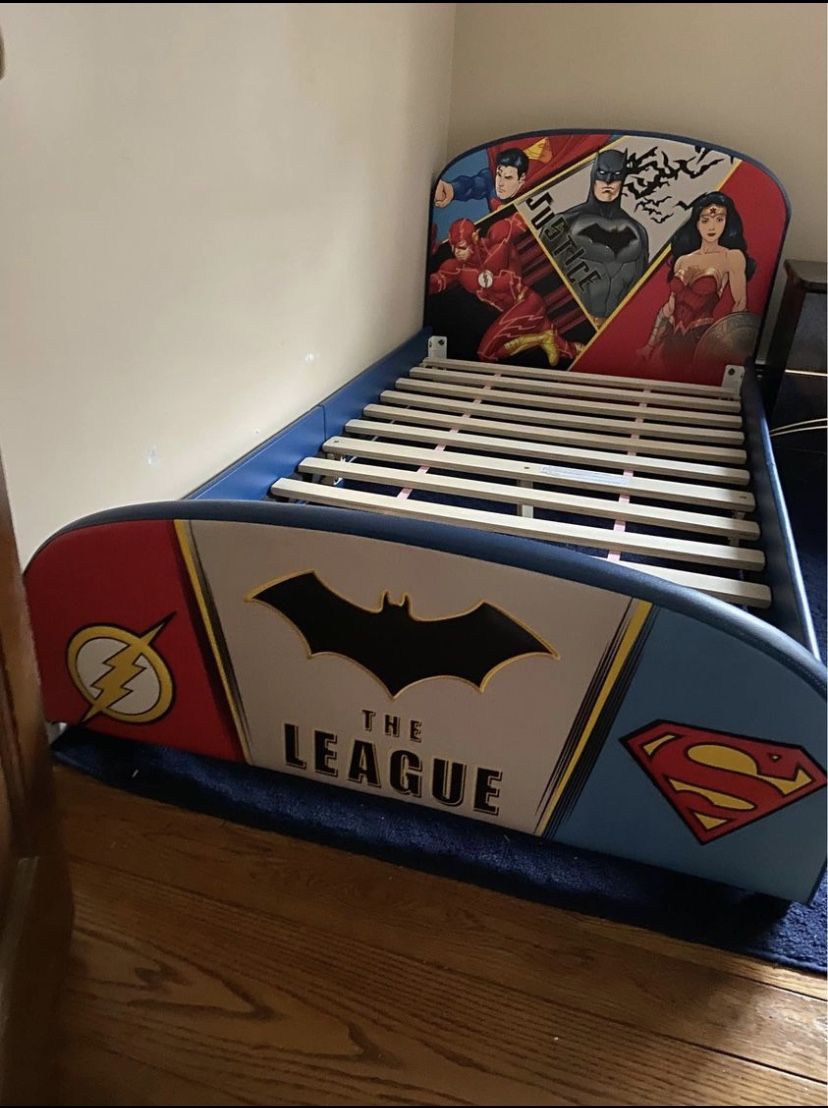 Marvel Twin Bed