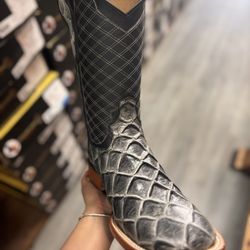 men boots