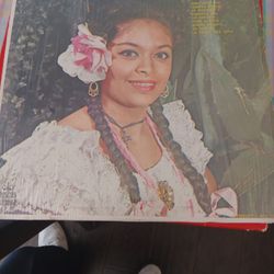 Debil Mariposa Con LA Voz De Alicia Rivera Record Album