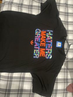 Men’s T Size XL $25