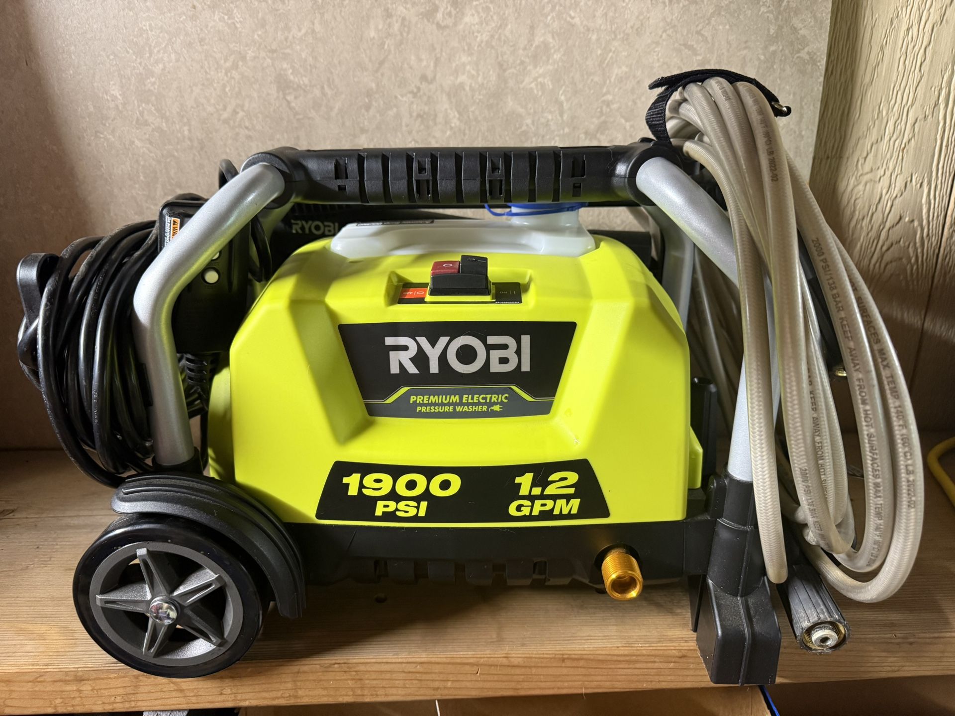 Ryobi Electric Pressure Washer (1900 PSI - 1.2 GPM)