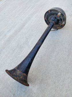 Vintage 1920s 1930s Autolite Electric Horn Assembly 17" Long Car Truck