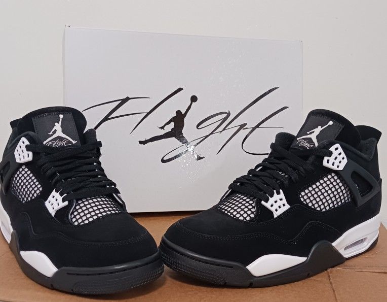 Jordan 4 "White Thunder" 11.5