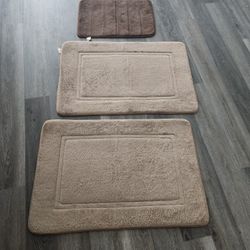 3 Bath Matts