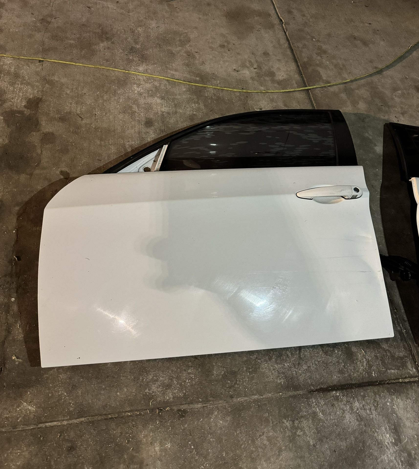 BMW E90 Alpine White Doors 