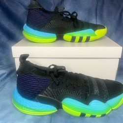 Adidas Trae Young 2 - Size 10 (Brand New)