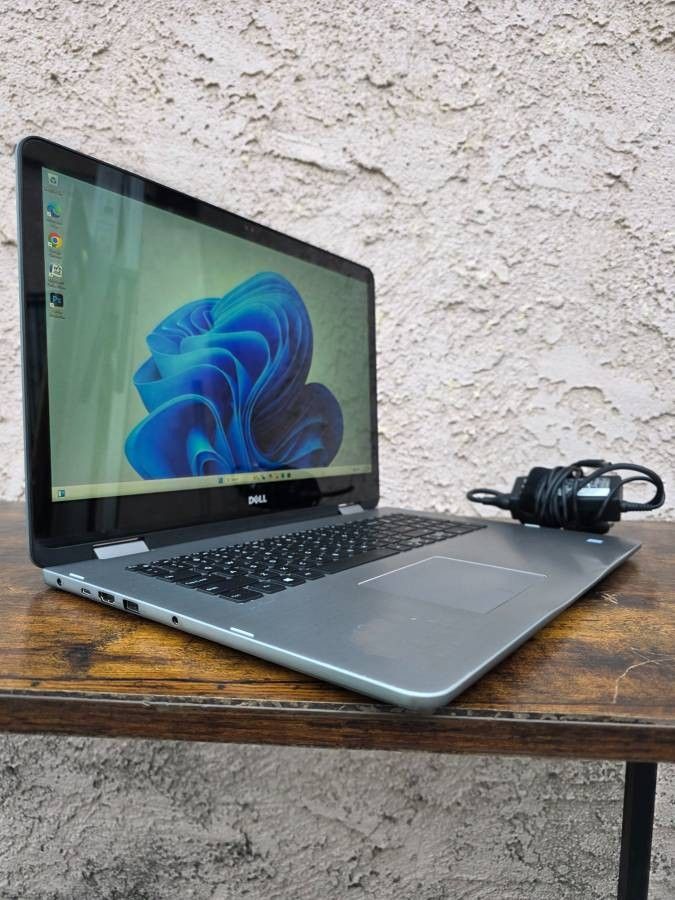 Dell Inspiron 17.3-inch. TouchScreen. Laptop-Windows 11, i7, 16gb ram - $260
