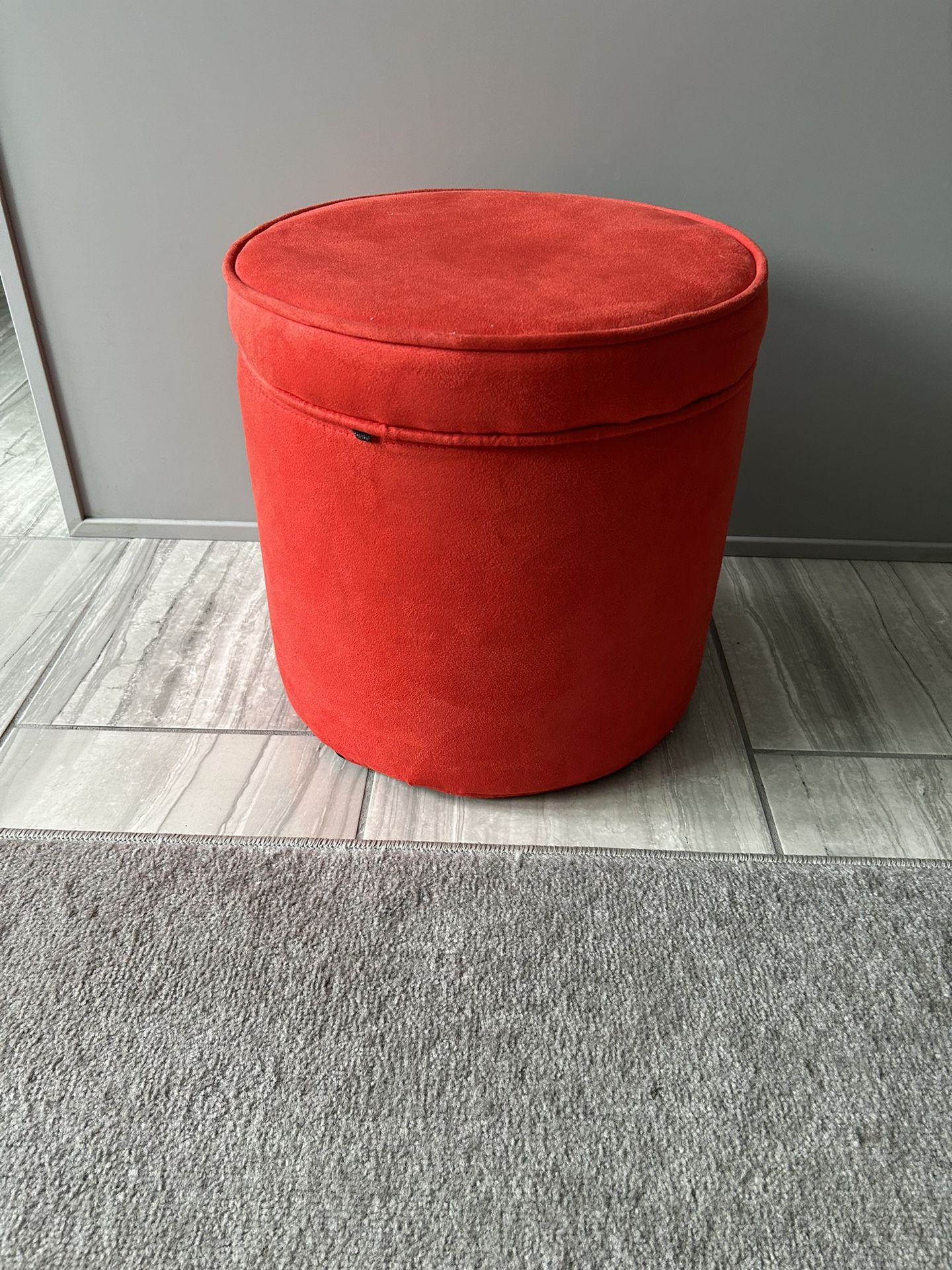 Small Foot Ottoman With Inside Storage 