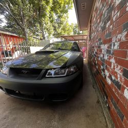 2004 Ford Mustang