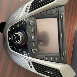 2012-2017 Hyundai veloster climate control and radio