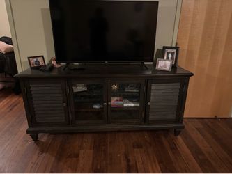 Tv stand