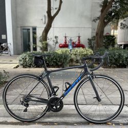 Giant TCR Advanced 2 - USED Have All Sizes 