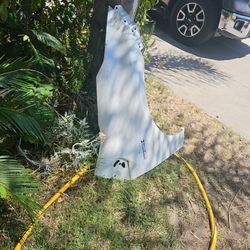 Right Fender 16 Toyo Prius Prime