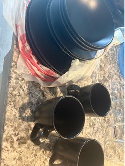 Matte Black Dinnerware Set Plates and Mugs