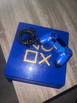 PS4 Slim Days of Play Limited Edition